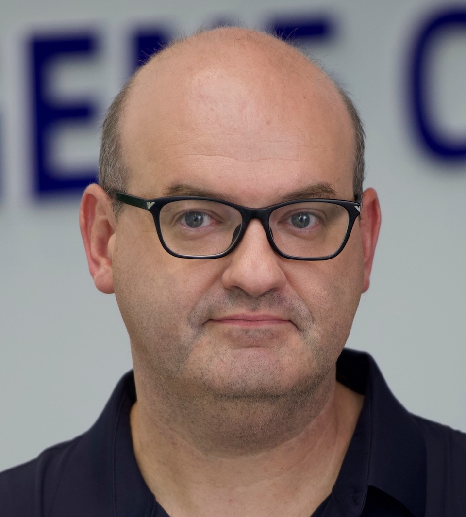 Prof. Andrew Hutchins